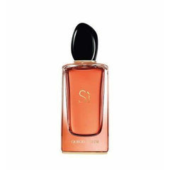 Si Eau de Parfum Intense Giorgio Armani - MANZARA STORE - Perfume Available at MANZARA STORE - Giorgio Armani - All Products, Giorgio Armani, Woman- Si Eau de Parfum Intense by Giorgio Armani is a bold and mesmerizing fragrance for women who embrace their strength and sensuality. This intensified version of the iconic Si perfume is designed to make a lasting impression, blending luscious fruity notes with deep, warm undertones. Si Intense is the epitome of elegance and sophistication, perfect for women who 
